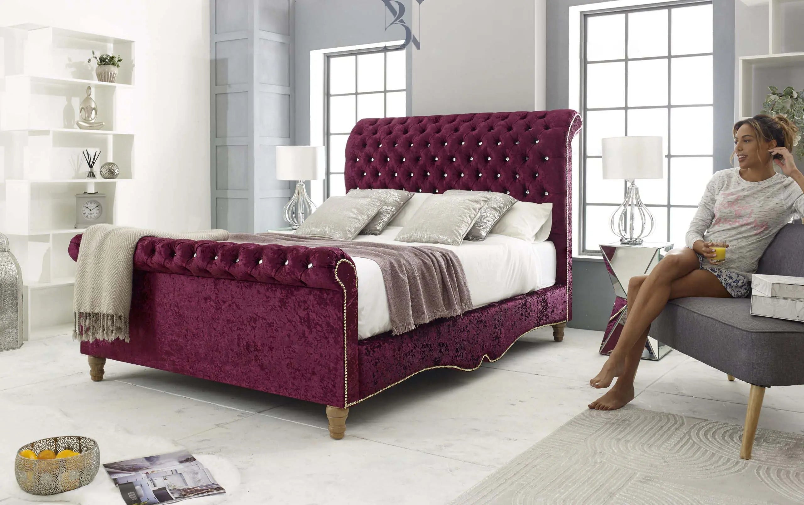 Traditional Chesterfield Sleigh 2023 - BedsnBoards