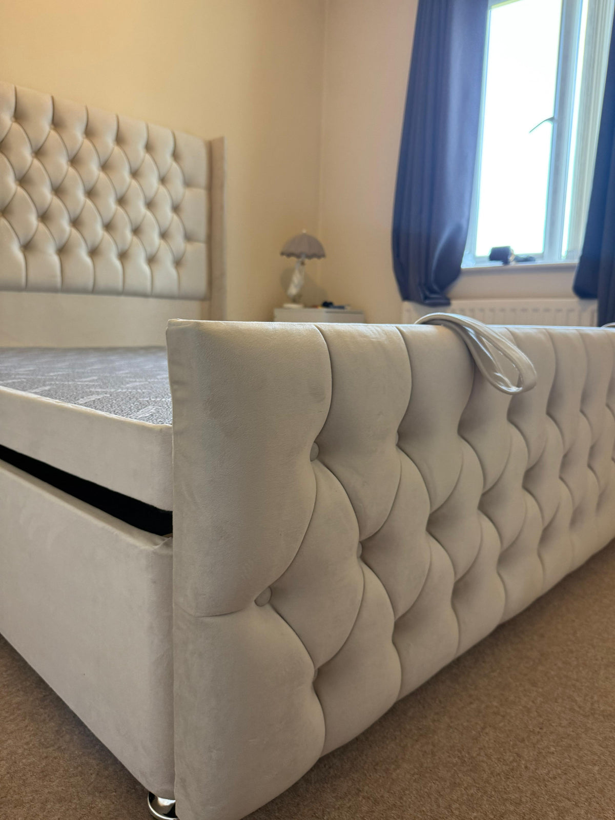 Wing Back Chesterfield Bed with Divan Ottoman Storage – BedsnBoards